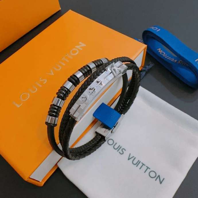 Picture of LV Bracelet _SKULVbracelet06cly10510773